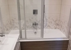 Profesional?s šilumos siurbli? montuotojai